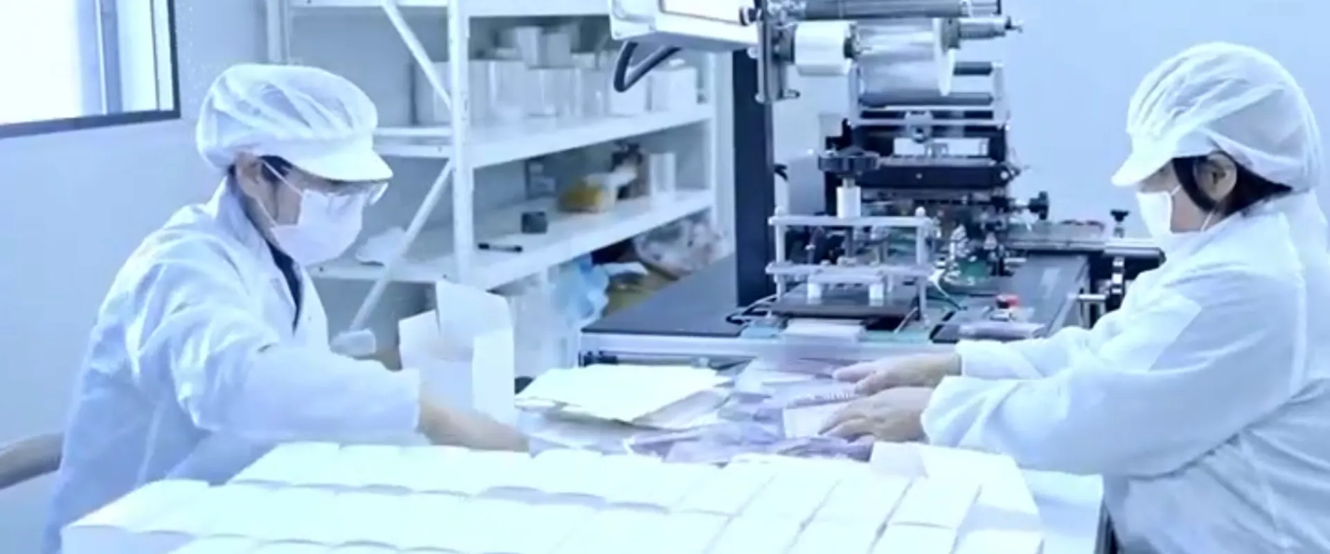 Oem lash extensions — Interior of a large production facility