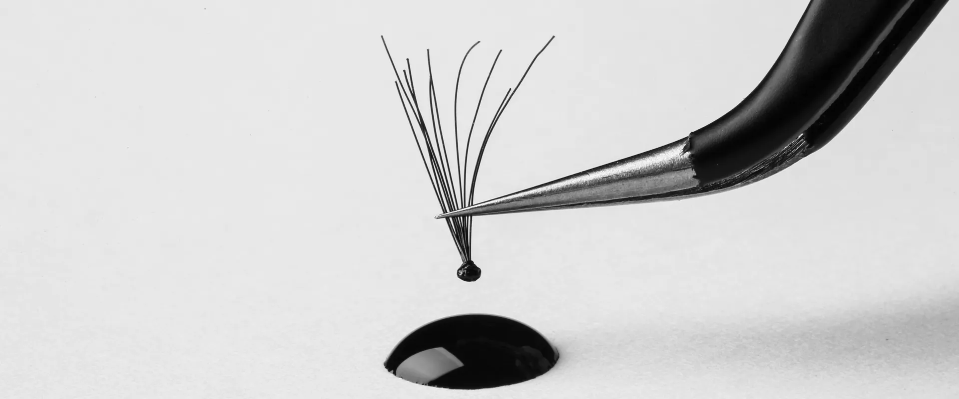 Spider lash extensions — wide-spaced fan